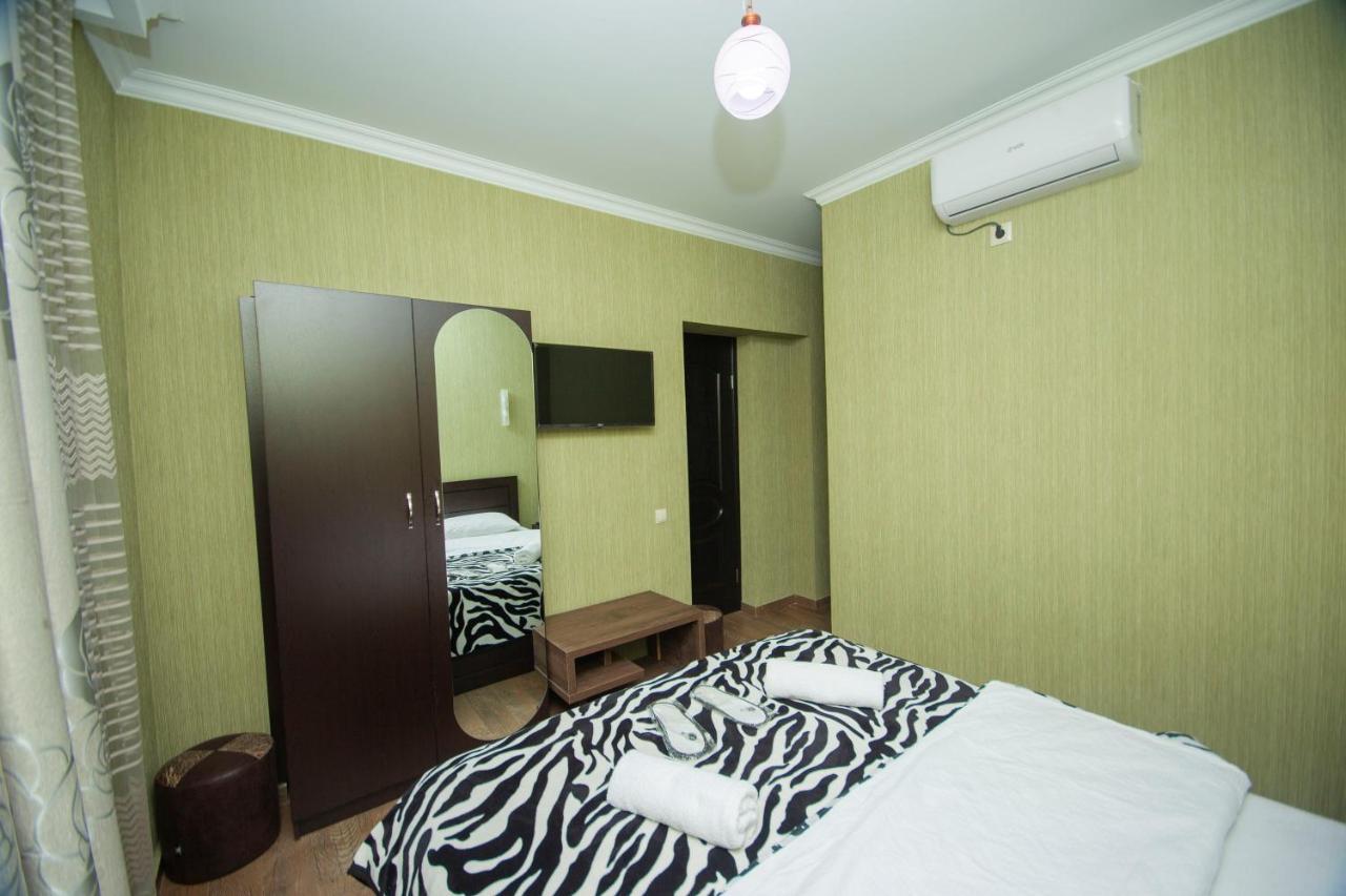 Hotel Elegant 2 Tbilisi Exterior photo